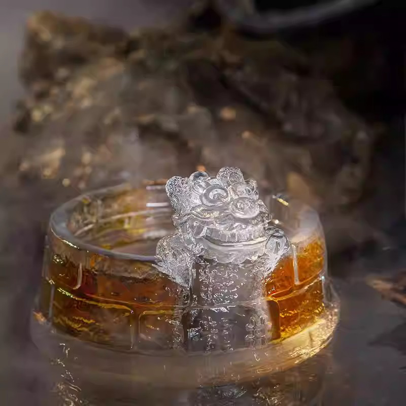 Longjing Cup Hand-Carved Glass Tea Tasting Cup